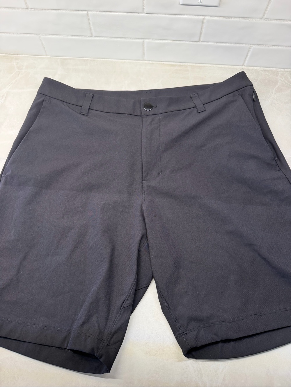 Lululemon Commission Classic-Fit Short 9"